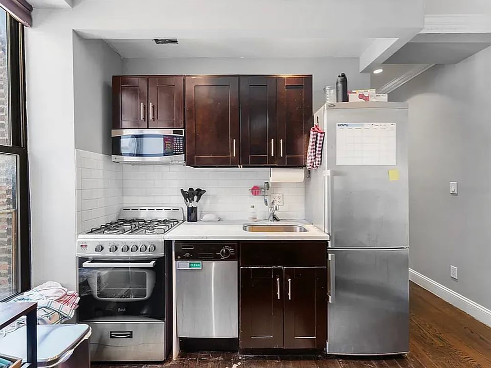 1st image of 818 10th Ave APT 4A