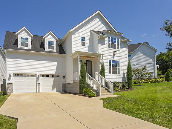 4th image of 2023B Hutton Dr
