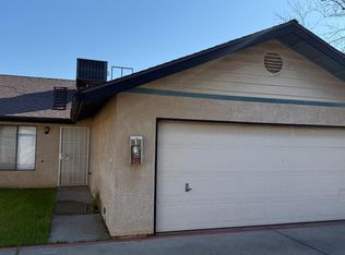 803 E Fargo Ave, Hanford, CA 93230