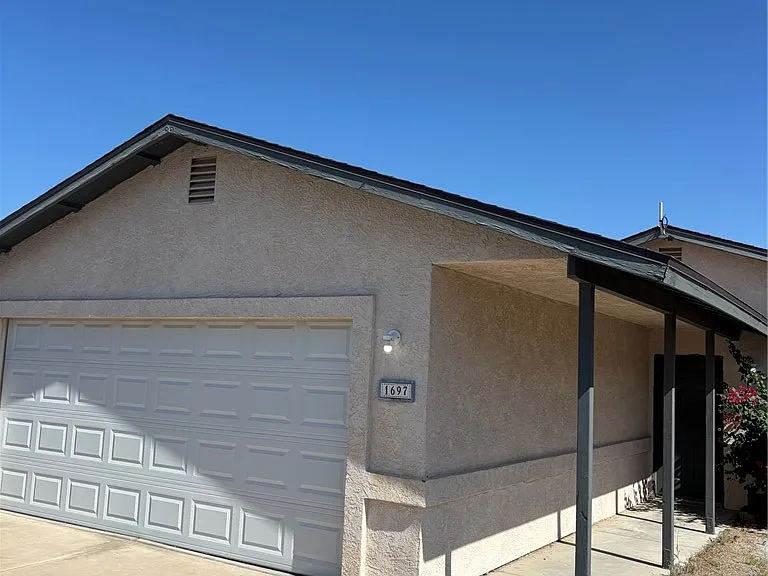 1697 Richardo Ave — Photo 1