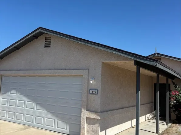 1697 Richardo Ave, Bullhead City, AZ 86442