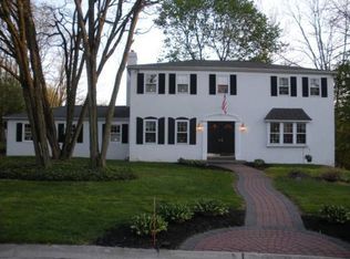 12 Knollbrook Cir, Malvern, PA 19355