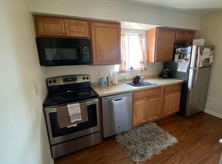 2385 Hester Ct, Keego Harbor, MI 48320