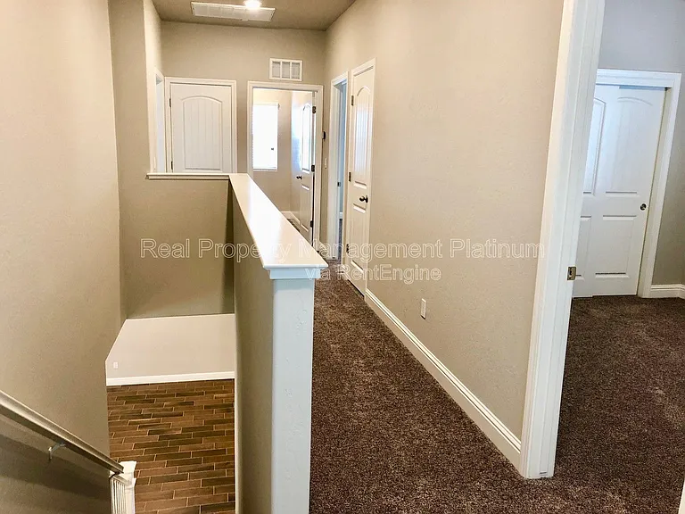 4150 Duncan Ave — Photo 19
