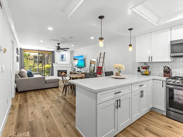 7892 Northlake Dr Unit 112, Huntington Beach, CA 92647