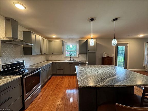 4th image of 6778 Eldred Rd