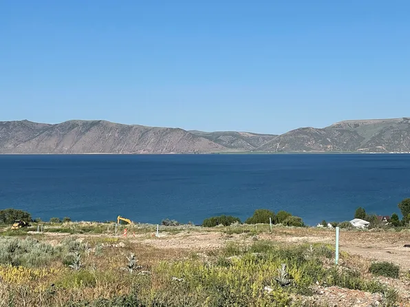 473 W Moonlight Dr, Garden City, UT 84028