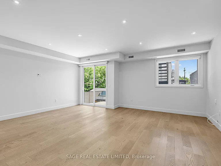 909 Castlefield Ave #1 — Photo 9