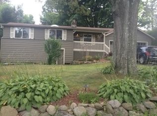 26 Fernwood Ave, Stockholm, NJ 07460