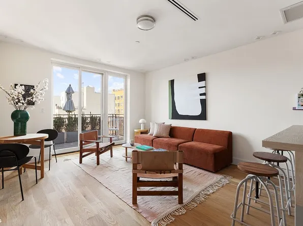 77 Kingsland Ave #4R, Brooklyn, NY 11211