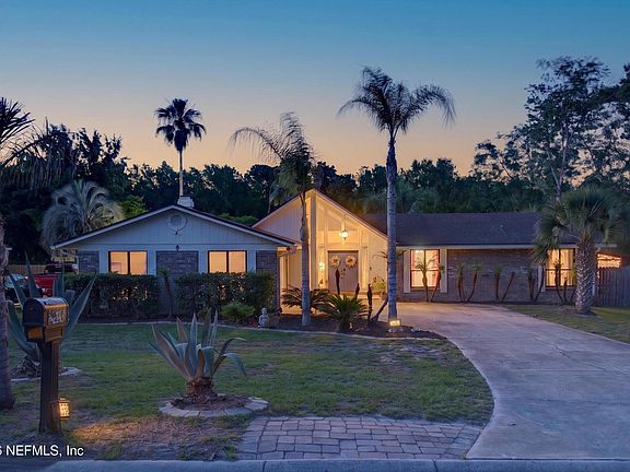 3rd image of 2556 BOTTOMRIDGE Drive