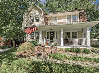 2995 Essex Rd, Cleveland Heights, OH 44118