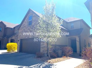 1825 W 2280 S, Woods Cross, UT 84087