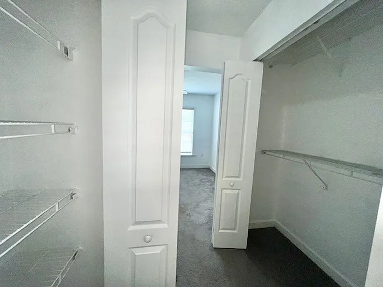 2071 Dixie Belle Dr #K — Photo 25