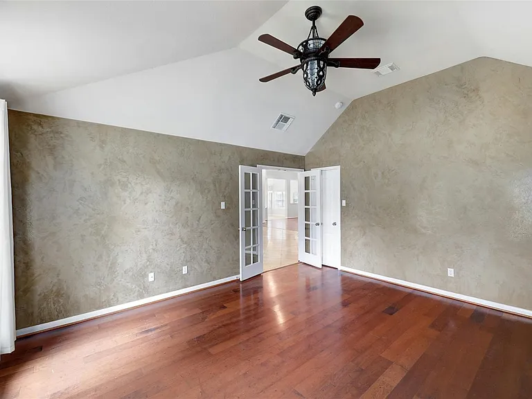 3806 Azur Ln — Photo 8