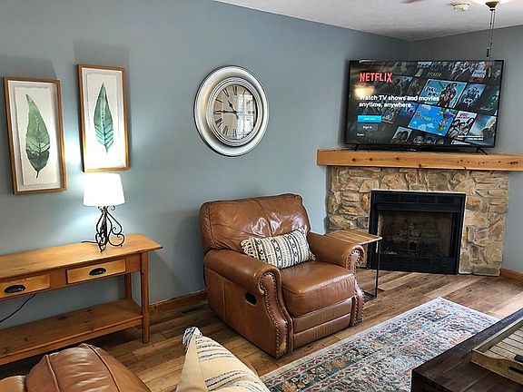 3rd image of 39 Creekside Dr