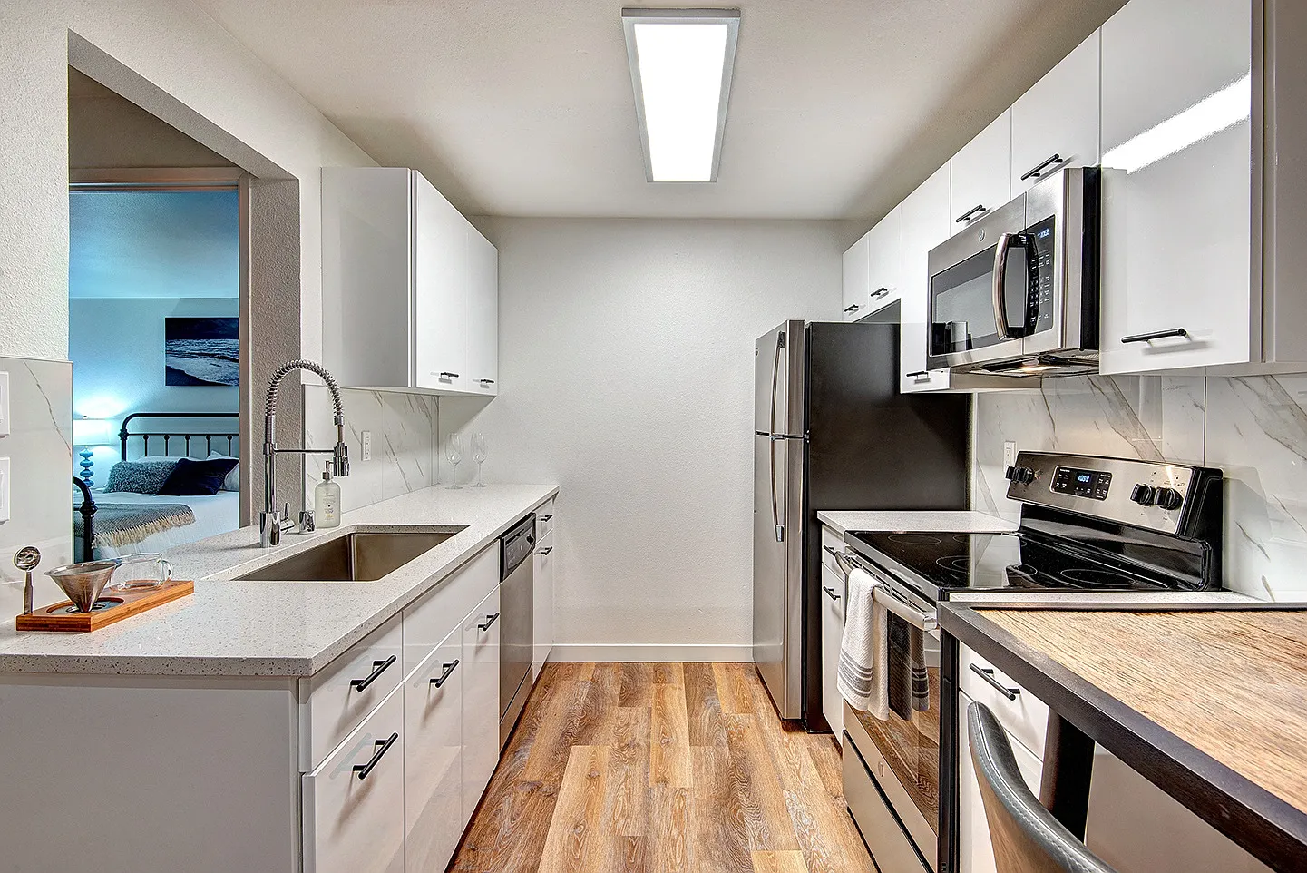 Woodlake Apartments — Photo 4