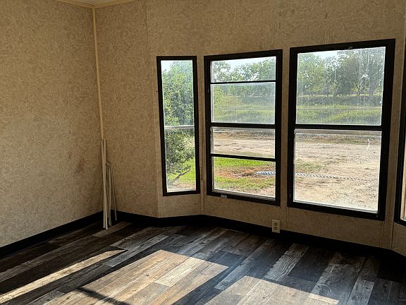 4th image of 1700 Cheyenne Dr Trailer 11