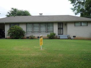 902 Tyler Ave, Muscle Shoals, AL 35661