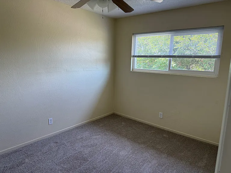6119 Montecito Blvd #11 — Photo 10
