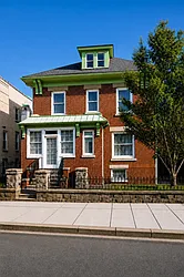 204-206 Palisade Avenue