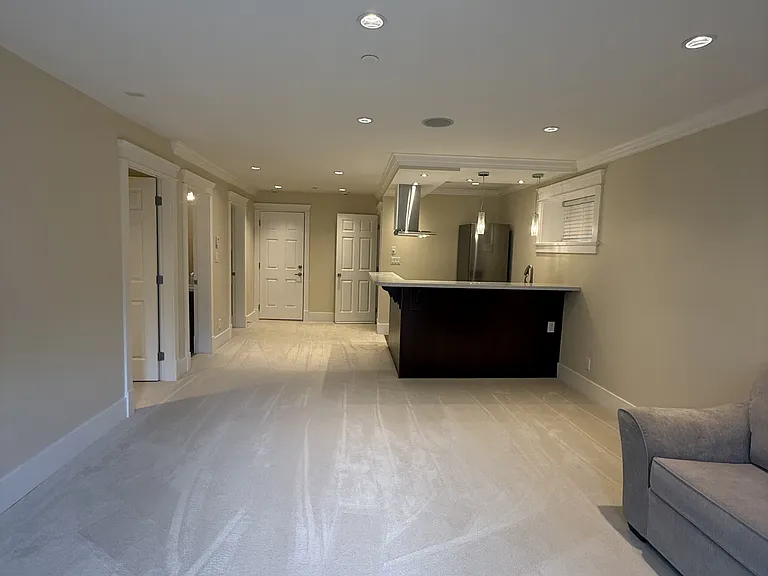 1877 W 37th Ave — Photo 13
