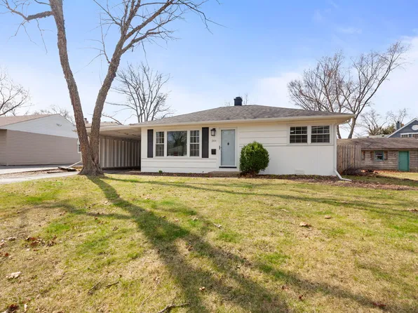 3101 Thrush Ln, Rolling Meadows, IL 60008