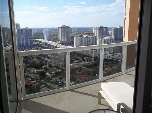 4th image of 18911 Collins Ave APT 3304