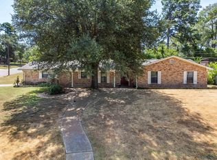 2102 Hughey Dr, Longview, TX 75601