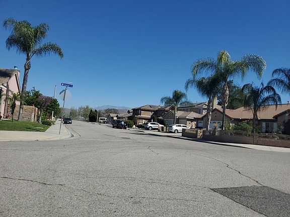 4th image of 227 La Clarita Ave