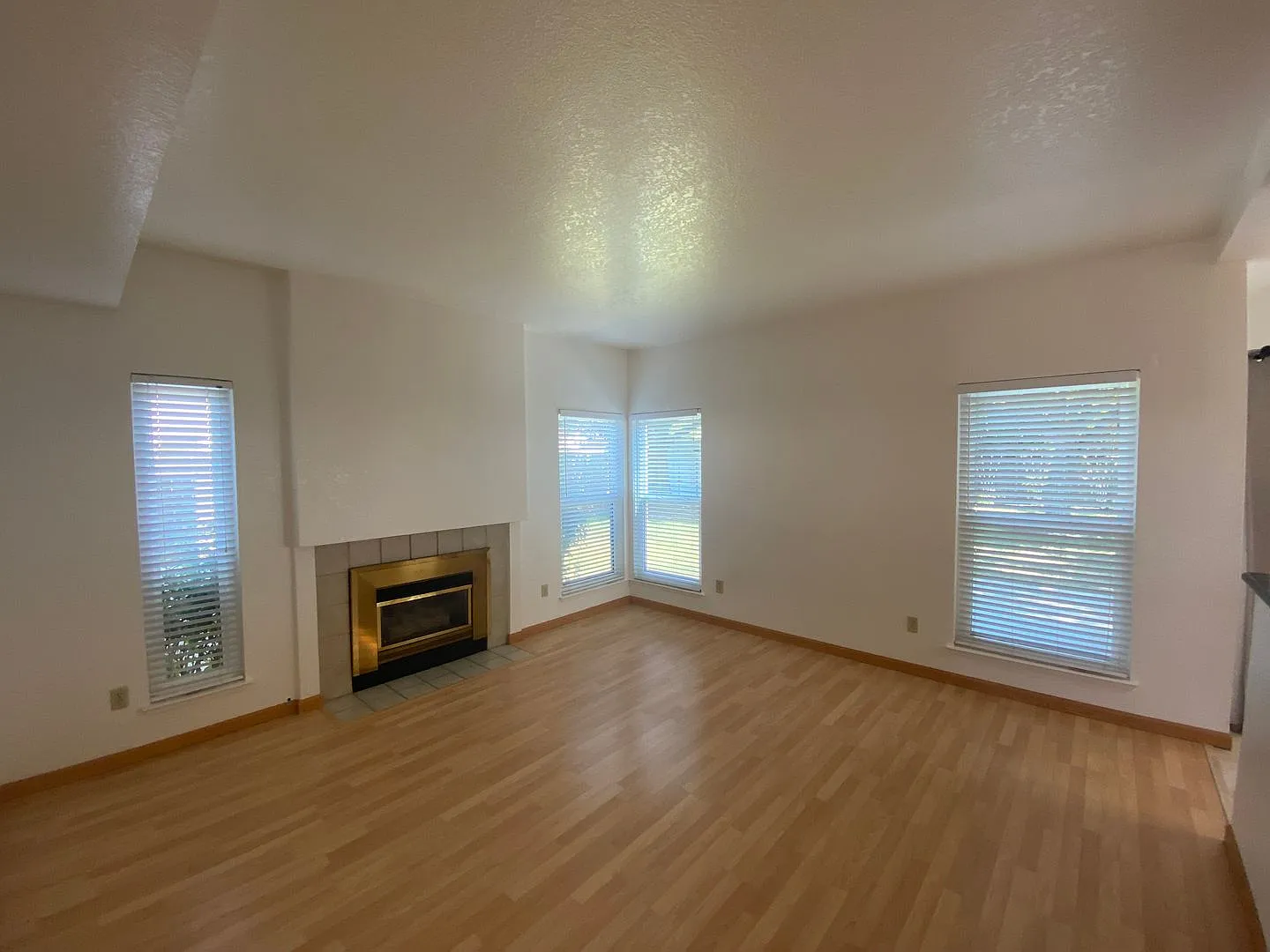 614 Countryside Drive, Vacaville - Mid September 2026 — Photo 4