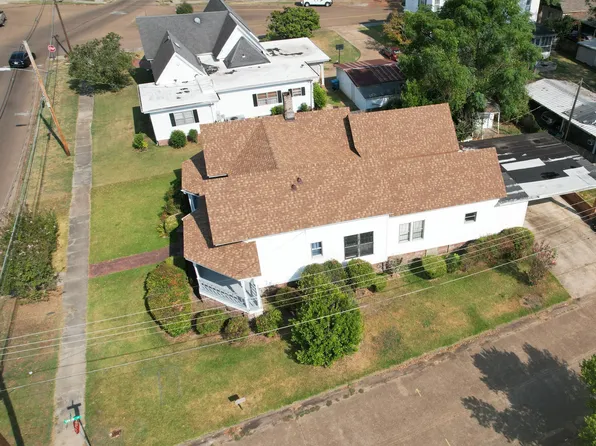 29 South St, Grenada, MS 38901