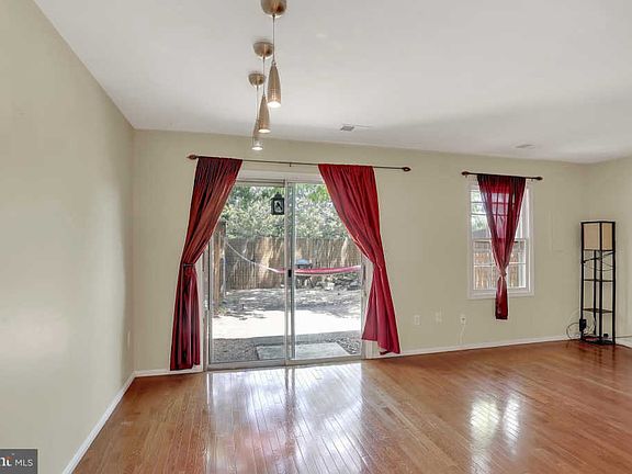 4th image of 6613 Forbush Ct