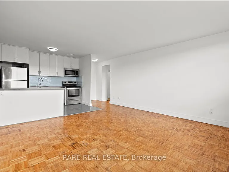 3111 Eglinton Ave E #603 — Photo 6