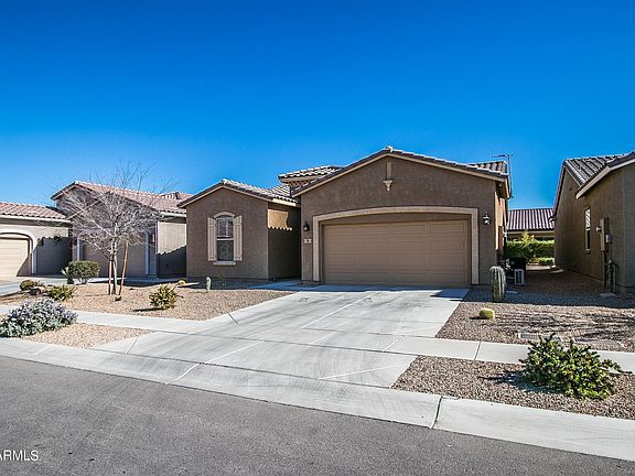 2nd image of 390 N Questa Trl