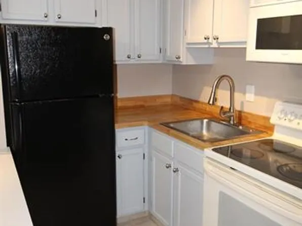 614 Armandale St, 614 Armandale St #Ad-8, Pittsburgh, PA 15212
