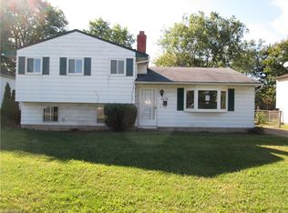 6286 Fry Rd, Brookpark, OH 44142