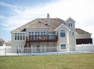 6237 SW South Pointe Dr, Auburn, KS 66402