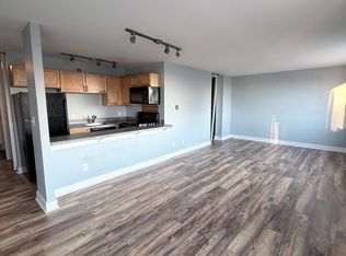 600 E 8th St APT 12F, Kansas City, MO 64106