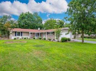 281 Flint Ridge Dr, Gahanna, OH 43230