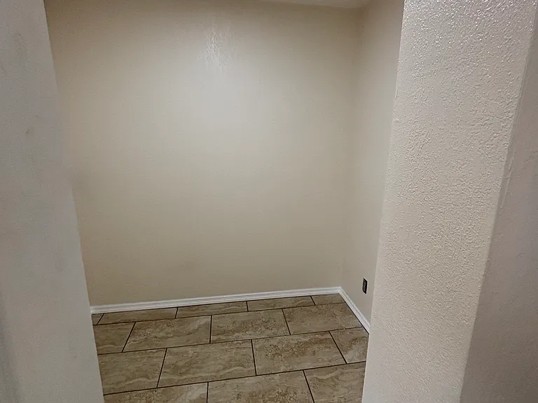 636 Fairway Ave — Photo 10