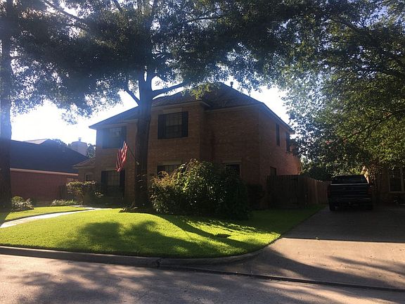 3rd image of 5218 High Glen Ct