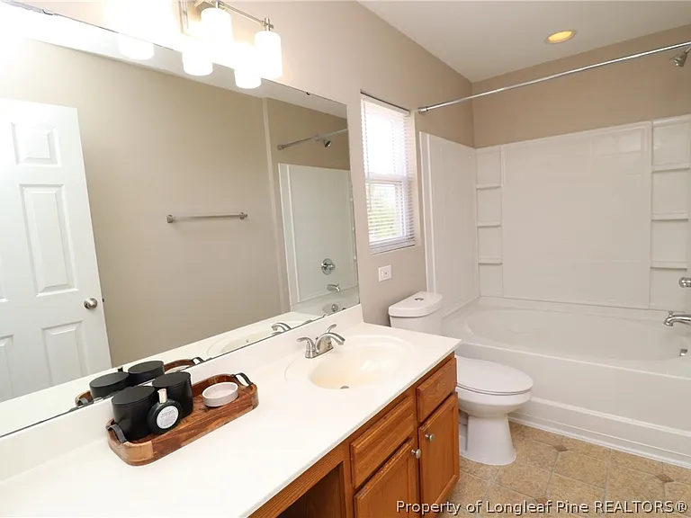 3600 Corydon Ct — Photo 26