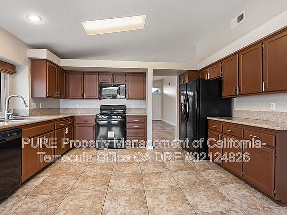 4th image of 24372 Heron Ln