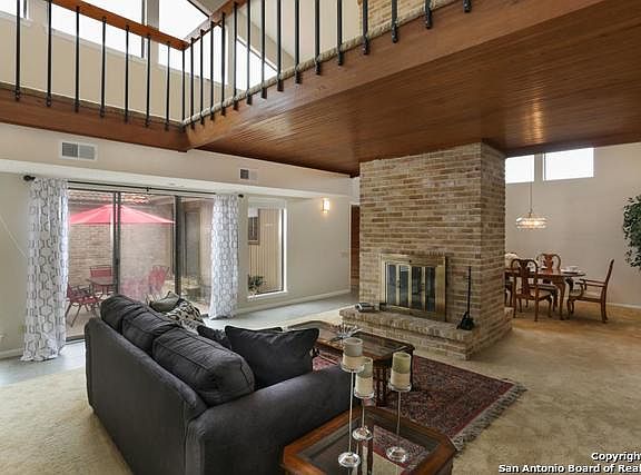 4th image of 11415 Hollow Tree St