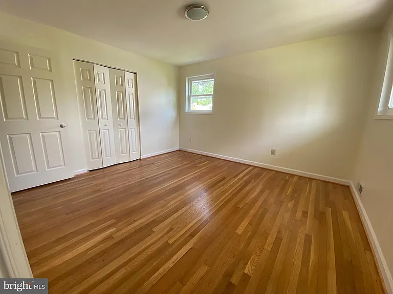 6009 Cheshire Dr — Photo 7