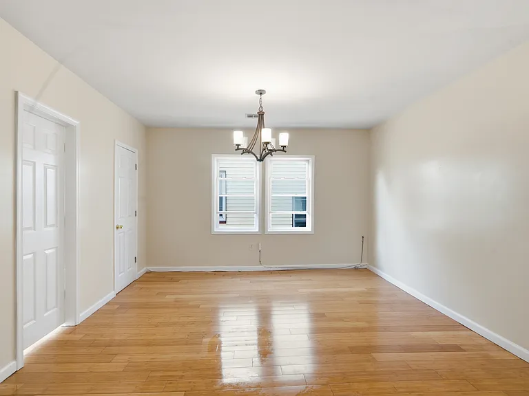 26 Seymour Ave #3 — Photo 5