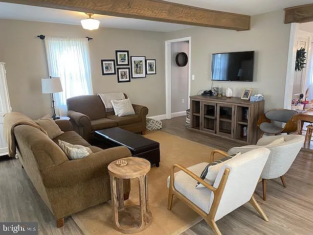 887 Centerville Rd — Photo 10