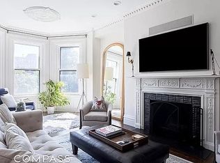 222A 6th Ave #2, Brooklyn, NY 11215