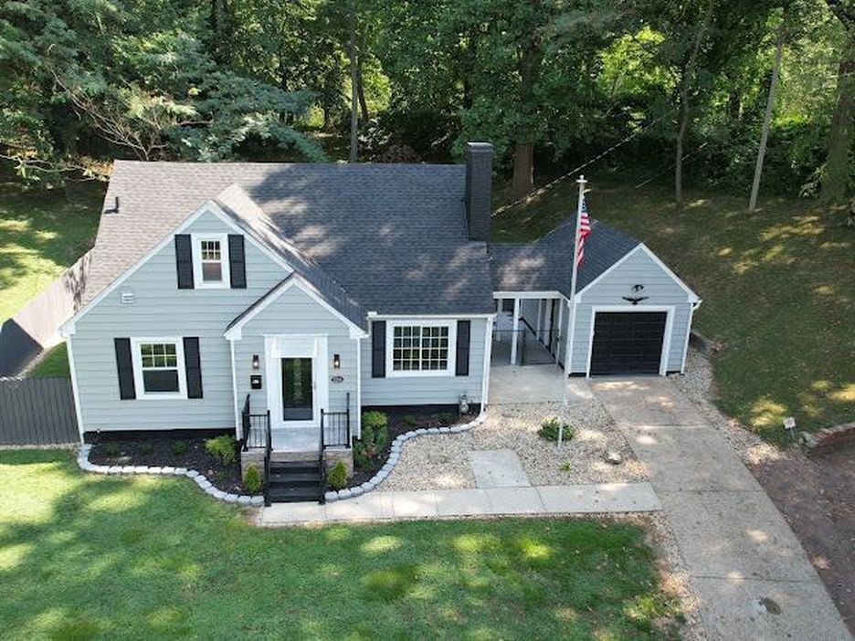 Real estate listing image